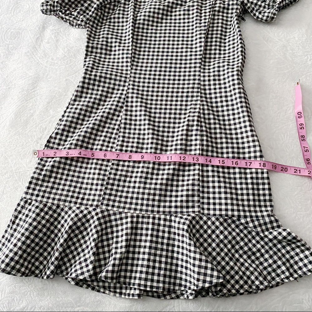 H&M Black + White Gingham Cold Shoulder Dress - Picture 14 of 15